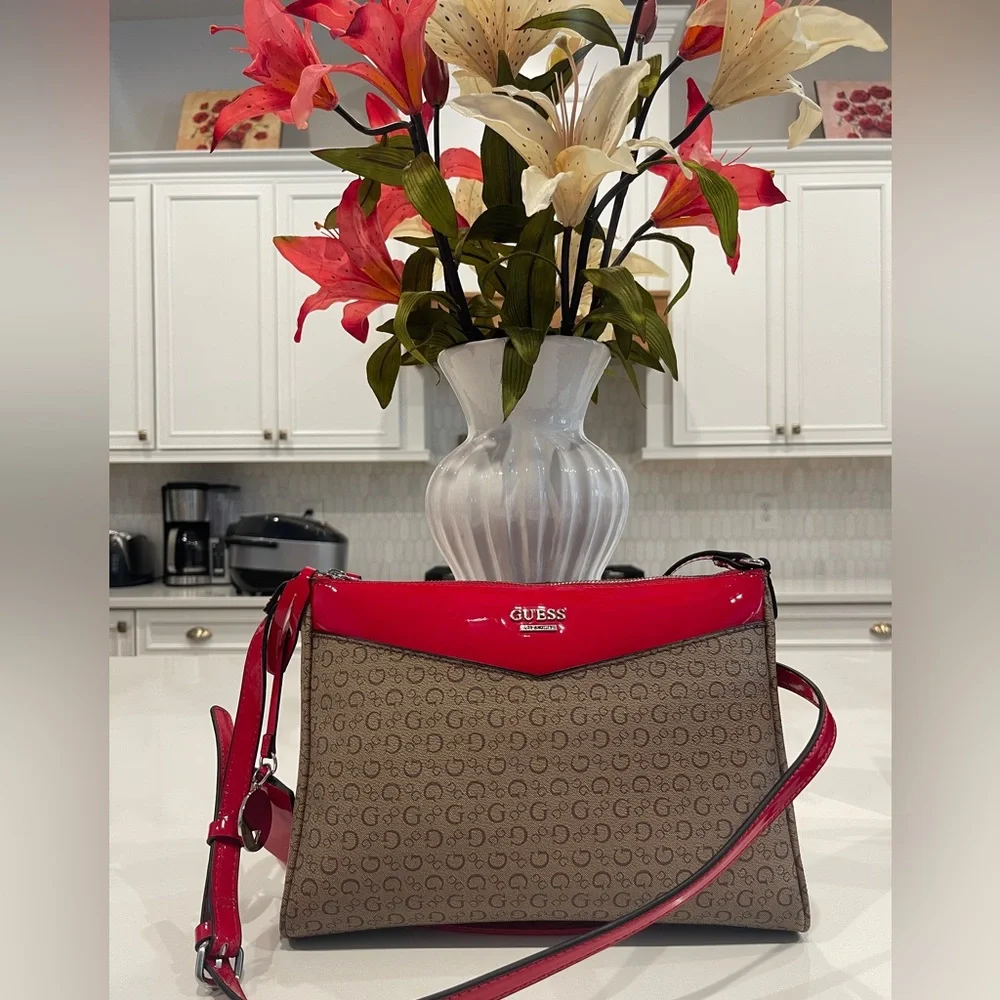 Guess Red and Brown Crossbody Bag - Picture 1 of 4